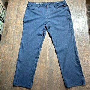 IZOD™️ Men's Size 40x30 Navy Advantage Performance Straight Fit Stretch Pants